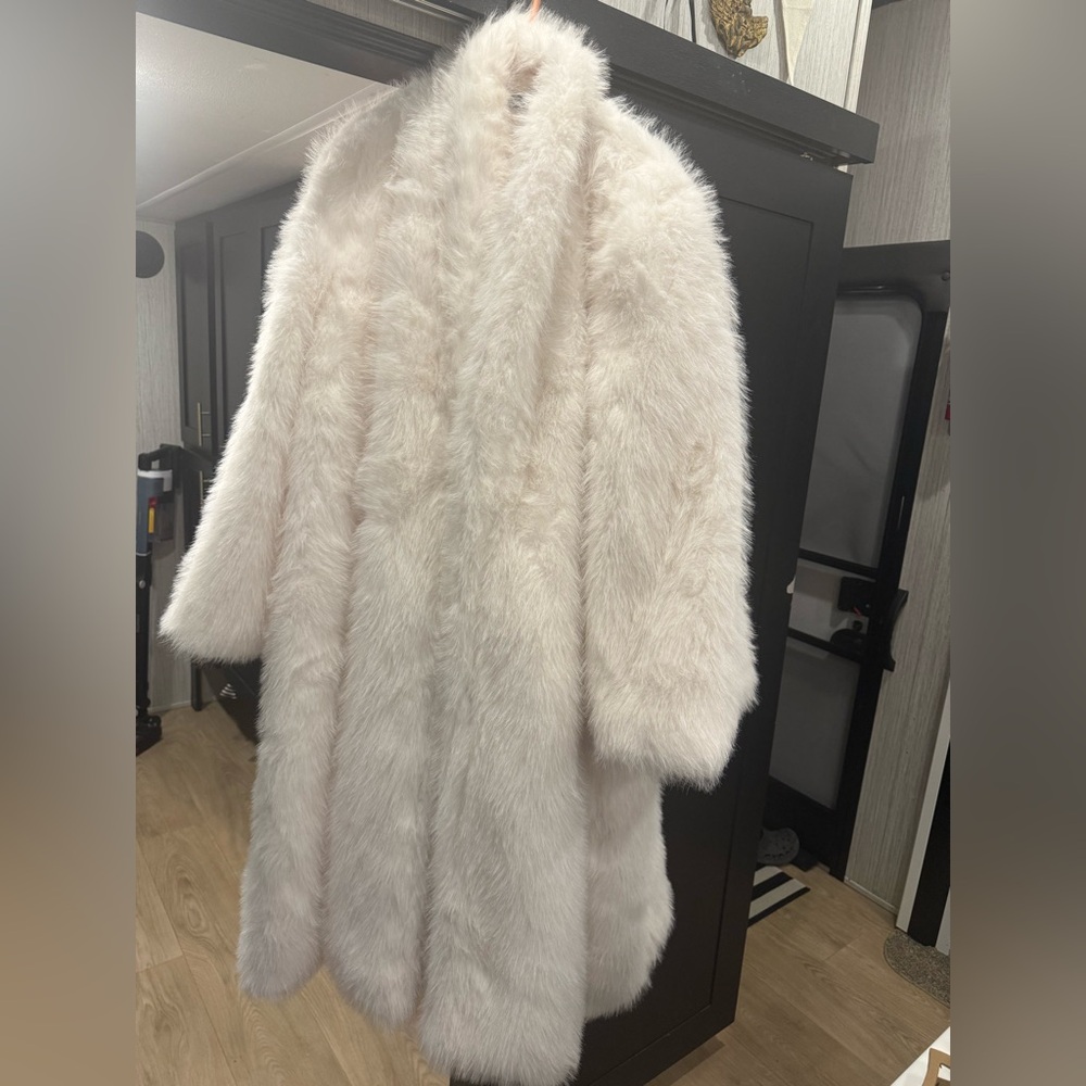 Elegant White Faux Fur Coat